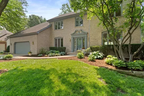 2731 Wolf River Ct, Naperville, IL 60565