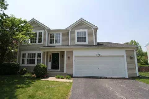 1791 Ellington Dr, Aurora, IL 60503