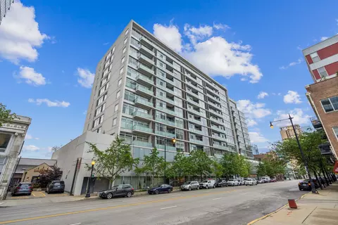 1620 S Michigan Ave #1126, Chicago, IL 60616