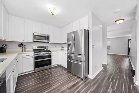 Kitchen - 1707 Cascade Ridge Dr, Plainfield, IL 60586 photo 7 of 7