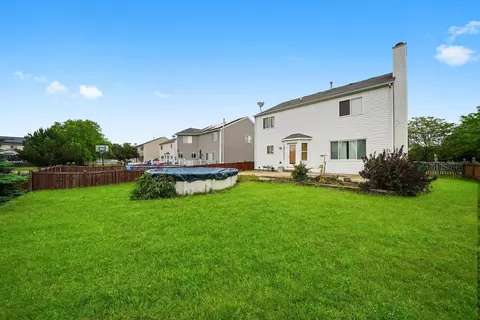 Exterior - 1707 Cascade Ridge Dr, Plainfield, IL 60586 photo 5 of 6