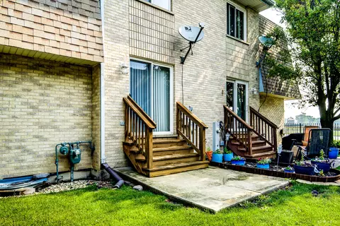 Exterior - Undisclosed, Oak Forest, IL 60452 photo 3 of 4