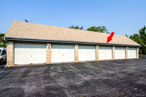 Exterior - Undisclosed, Oak Forest, IL 60452 photo 4 of 4