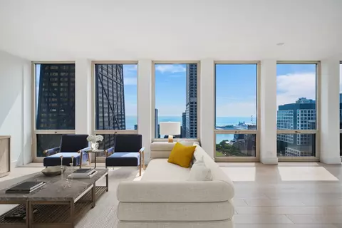 Living - 111 E Chestnut St #40C, Chicago, IL 60611 photo 1 of 3