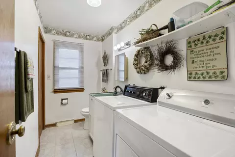 Other - 931 Sunset Rd, Wheaton, IL 60189 photo 5 of 6