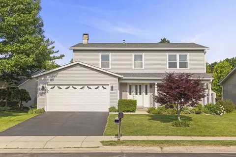 926 Navajo St, Carol Stream, IL 60188