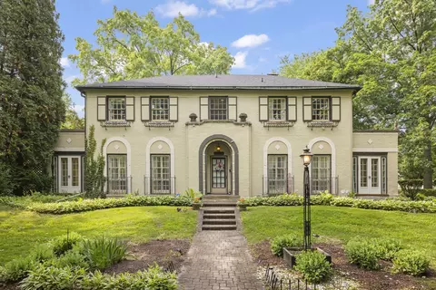 2424 Hawthorne Ln, Flossmoor, IL 60422