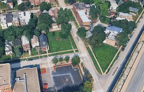 7002 S Rhodes Ave, Chicago, IL 60637