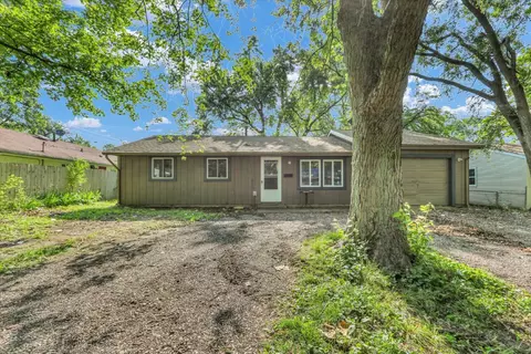 104 Dodson Dr S, Urbana, IL 61802