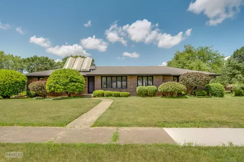 337 George St, Sycamore, IL 60178