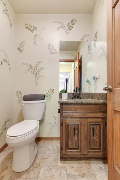 Bath - 1000 Mohawk Dr, Elgin, IL 60120 photo 1 of 4