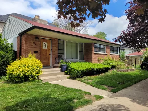921 Oak St, Maywood, IL 60153
