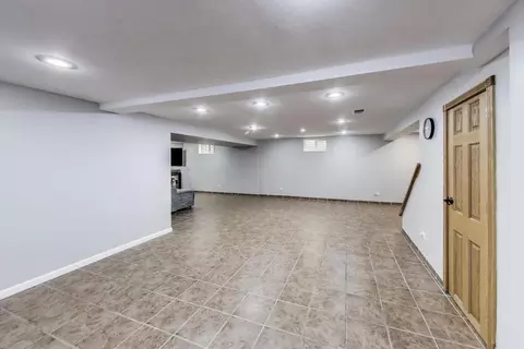 1564 Webster Ln, Des Plaines, IL 60018 photo 24