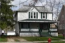 725 S 2nd St, Dekalb, IL 60115