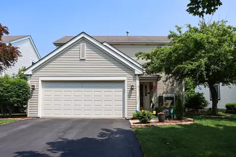 1024 Lakestone Ln, Aurora, IL 60504