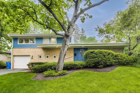 Undisclosed, Highland Park, IL 60035