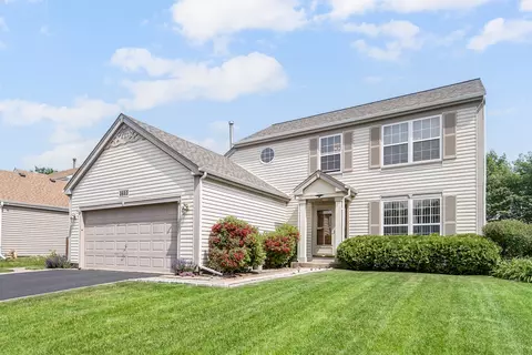 2802 Forestview Dr, Carpentersville, IL 60110