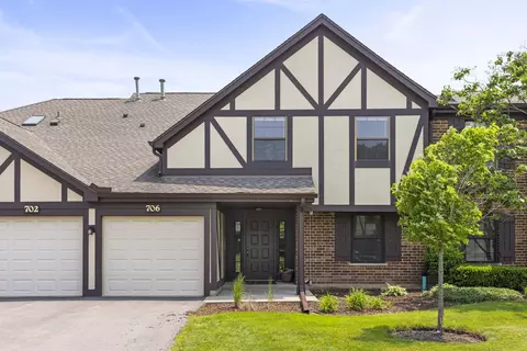 706 Elizabeth Dr #23-C-L, Wood Dale, IL 60191