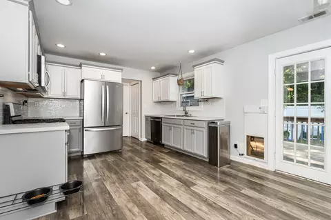 Kitchen - 250 E 1st St, Braidwood, IL 60408 photo 2 of 3