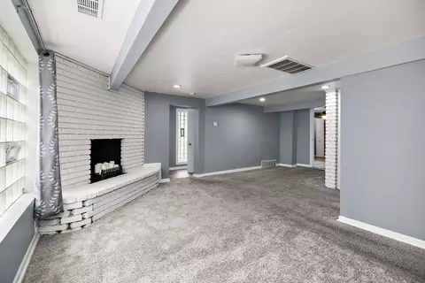 Living - 313 Dorsetshire Dr, Steger, IL 60475 photo 6 of 6