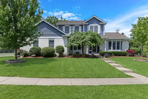347 Yorkshire Dr, Mundelein, IL 60060