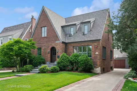 213 East Ave, Park Ridge, IL 60068