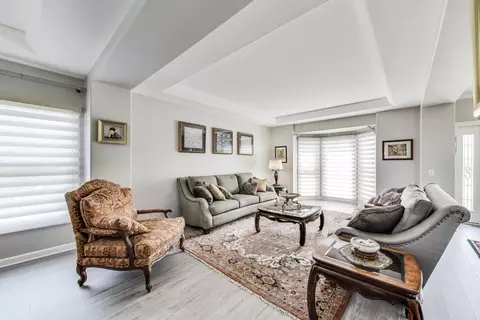 Living - 27117 Ashgate Xing, Plainfield, IL 60585 photo 3 of 4
