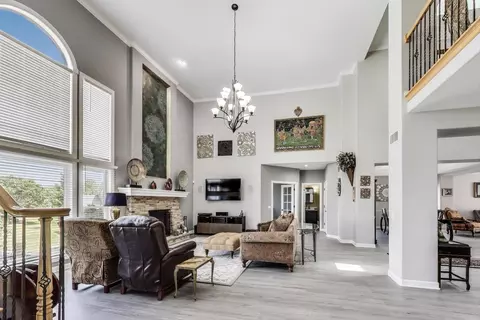 Living - 27117 Ashgate Xing, Plainfield, IL 60585 photo 2 of 4