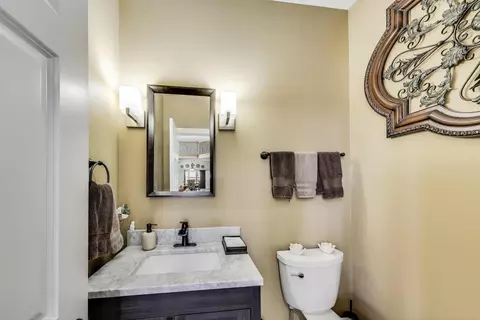 Bath - 27117 Ashgate Xing, Plainfield, IL 60585 photo 1 of 8