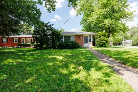 1308 Croxton Ave, Bloomington, IL 61701