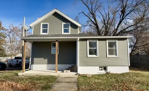225 N Randolph St, Princeton, IL 61356