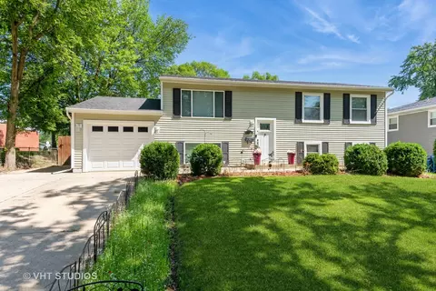 1700 Laurel Ave, Hanover Park, IL 60133