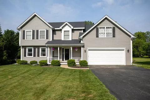 6 N472 Barberry Ln, Campton Hills, IL 60175