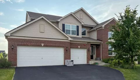 1878 Roseland Ln, Hoffman Estates, IL 60192