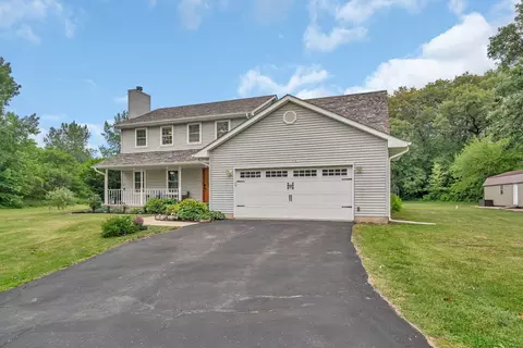 Exterior - 35924 S Gray Rd, Custer Park, IL 60481 photo 2 of 16