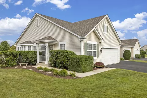 524 Prairie View Dr, Minooka, IL 60447