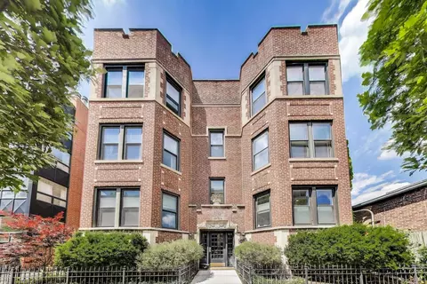 606 W Aldine Ave #3E, Chicago, IL 60657