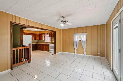 529 E Pleasure Ct, Aurora, IL 60506 photo 7