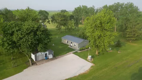 31651 N 3000 East Rd, Dwight, IL 60420