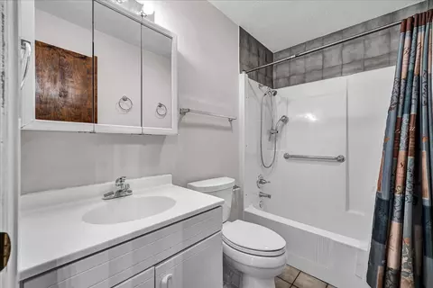 1204 N Linden St, Normal, IL 61761 photo 40