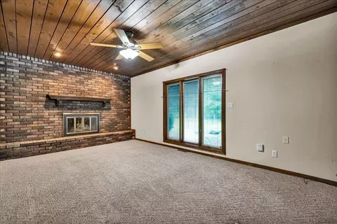 1204 N Linden St, Normal, IL 61761 photo 18
