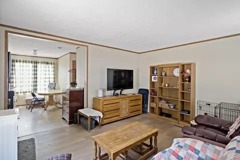 1178 Candida Rd, Elgin, IL 60123 photo 2