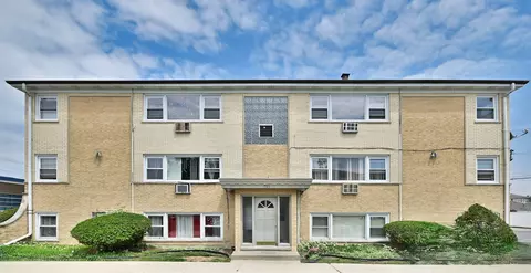 7321 W Fullerton Ave #10, Elmwood Park, IL 60707