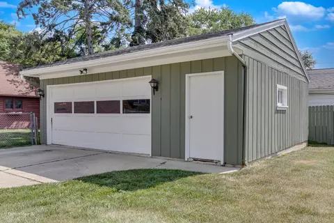 Other - 371 Elm St, Elgin, IL 60123 photo 7 of 7