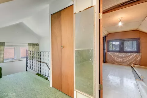 Entry Way - 371 Elm St, Elgin, IL 60123 photo 3 of 3