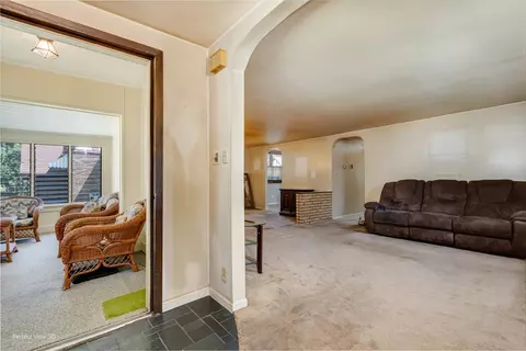 Entry Way - 371 Elm St, Elgin, IL 60123 photo 1 of 3