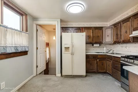 Kitchen - 371 Elm St, Elgin, IL 60123 photo 1 of 3