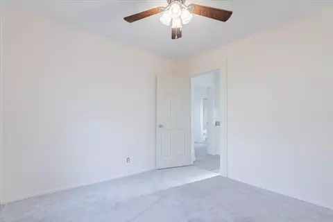 Bedroom - 800 E Webster St, Clinton, IL 61727 photo 4 of 6