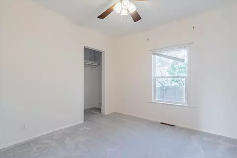 Bedroom - 800 E Webster St, Clinton, IL 61727 photo 3 of 6