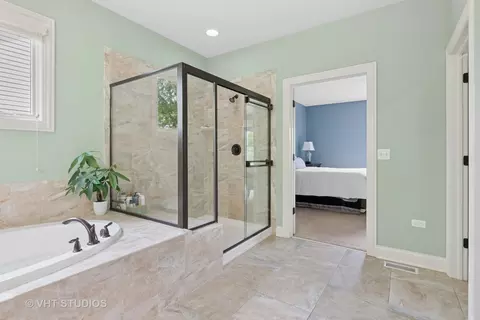 76 Landon Cir, Wheaton, IL 60189 photo 27